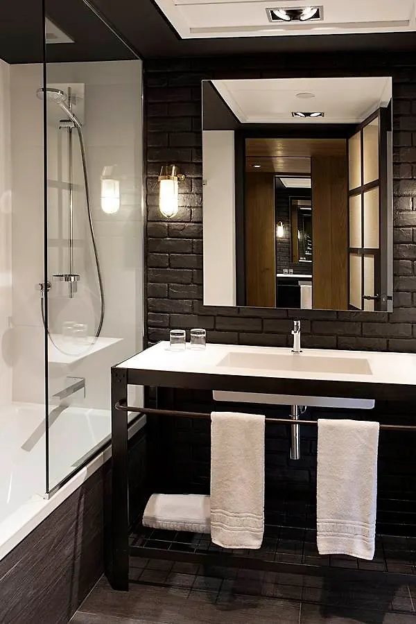 ****  The Corner Hotel Barcelona Spain